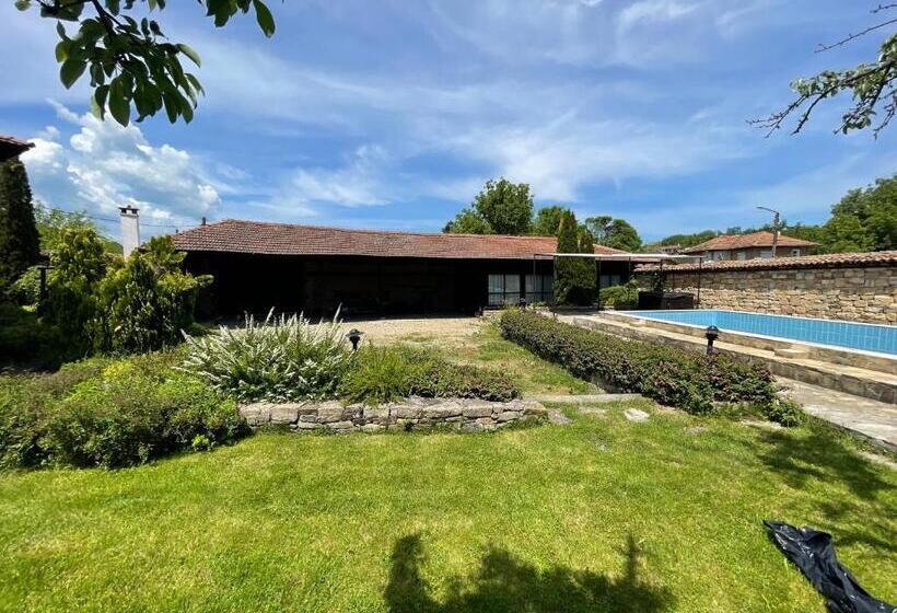 פנסיון Sveti Georgi Unique Guest House