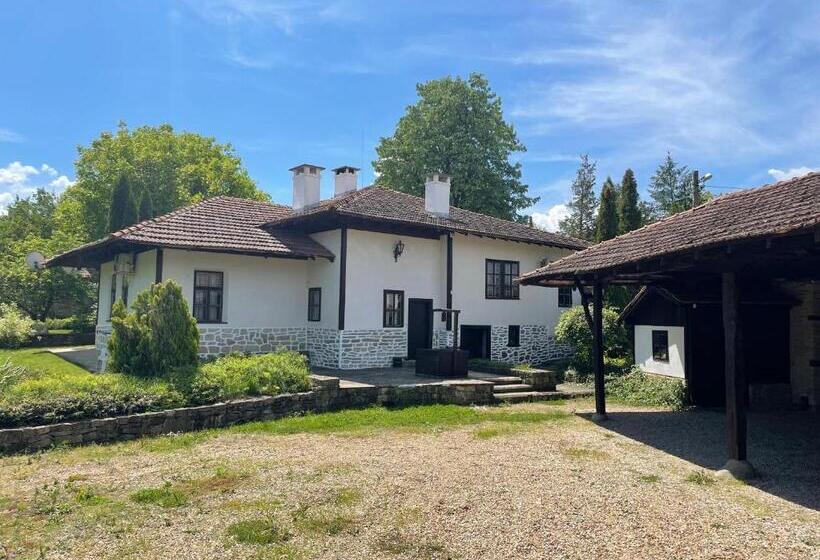 פנסיון Sveti Georgi Unique Guest House