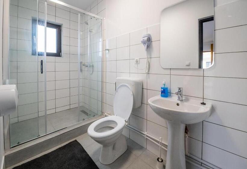 Пансион Pixel   Tiny Village