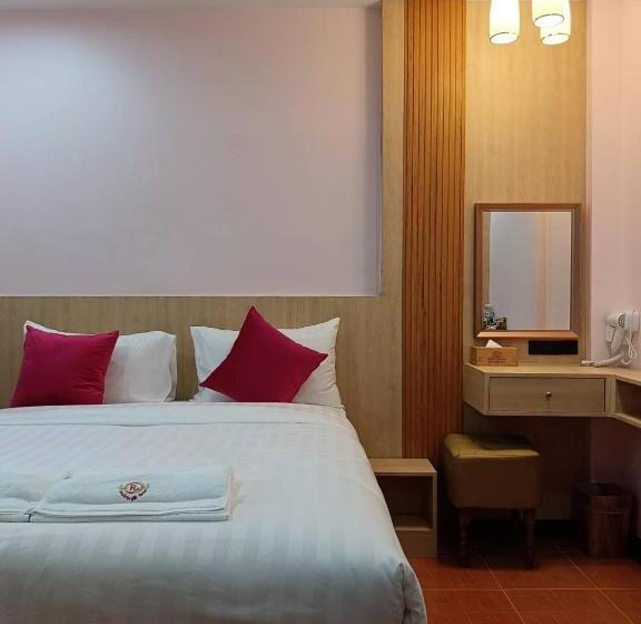 Ratana Boutique Resort   Mae Phim