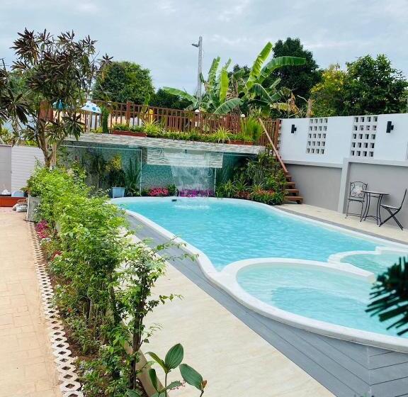 Ratana Boutique Resort   Mae Phim