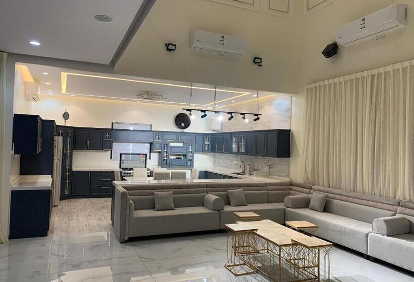 Resort روبلكس فيلا