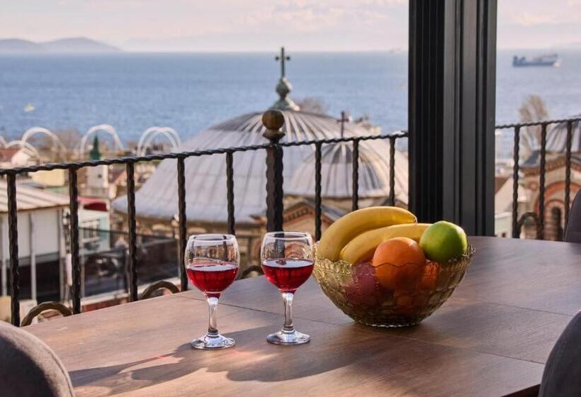 Sabina Hotel Near Grand Bazaar, City Center