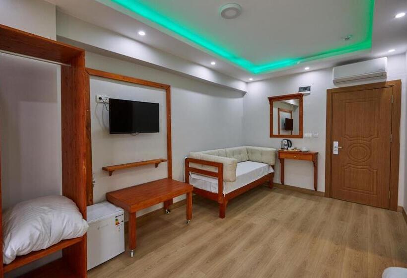 Sabina Hotel Near Grand Bazaar, City Center