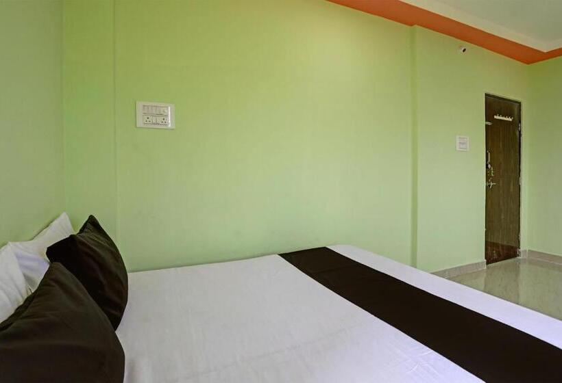 Spot On Hotel Leo Star