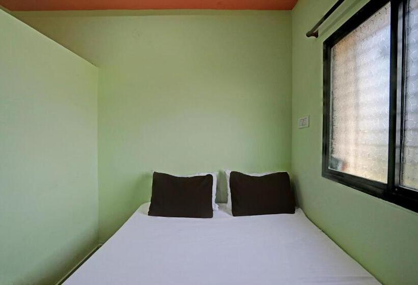 Spot On Hotel Leo Star