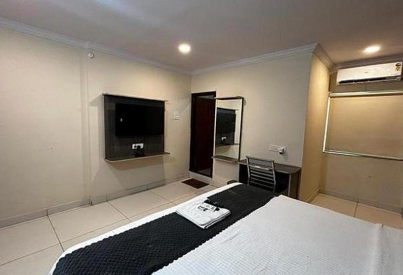 Super Collection O Hotel Blue Petals