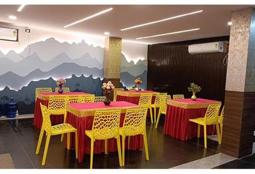 Super Collection O Hotel Blue Petals