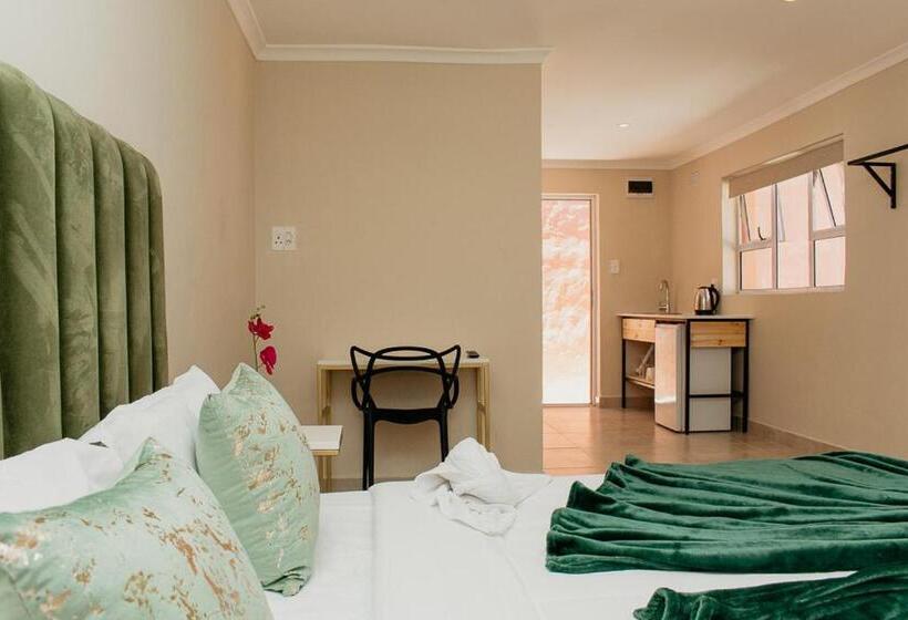 The City Club On Plein