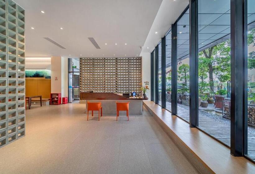 Wuyu Hotel Chongqing Southwest University & Jialing Riverside