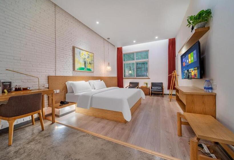 Wuyu Hotel Chongqing Southwest University & Jialing Riverside