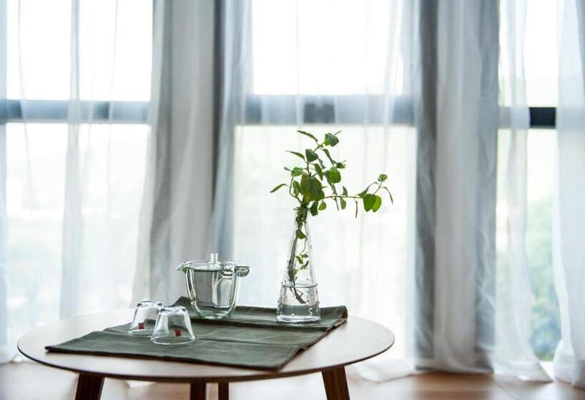 Wuyu Hotel Chongqing Southwest University & Jialing Riverside