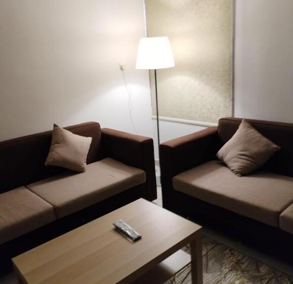 الساعه 60 الفندقيه