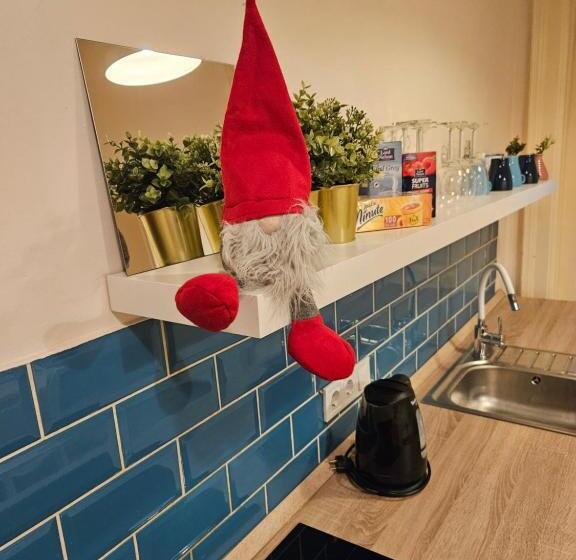 호스텔 Chic Central Rooms