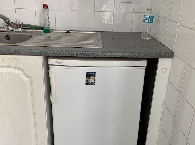 호스텔 Eden Quay Guesthouse Private Rooms