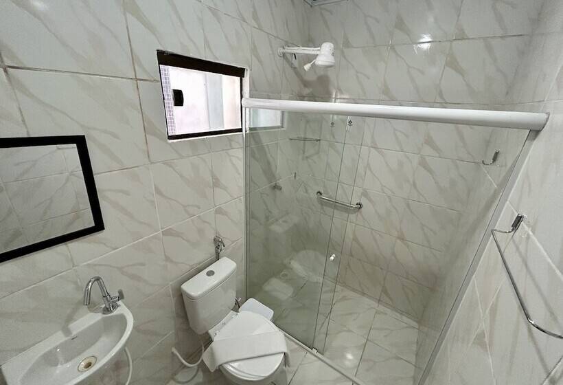 فندق صغير Kyros Pousada