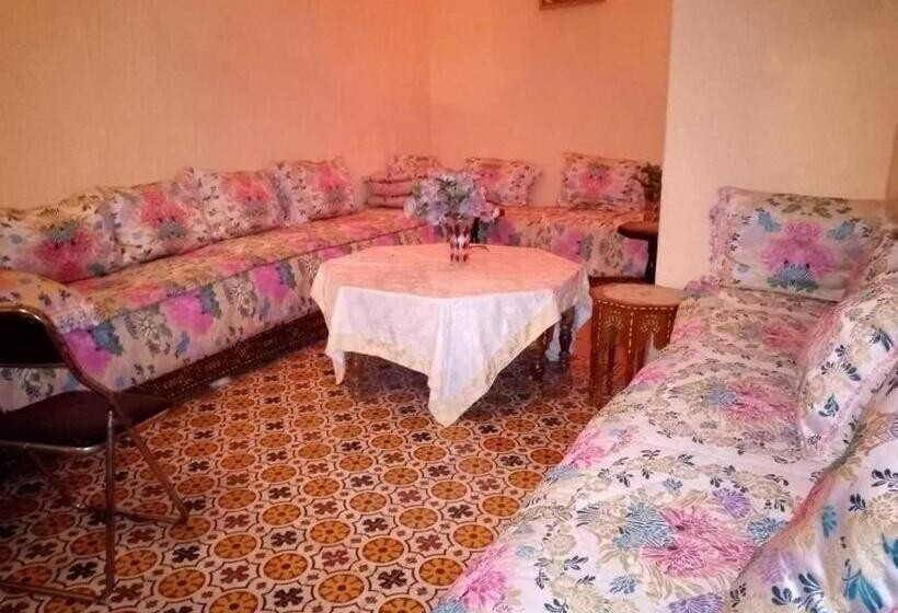 هاستل Maison Chez Lhabib