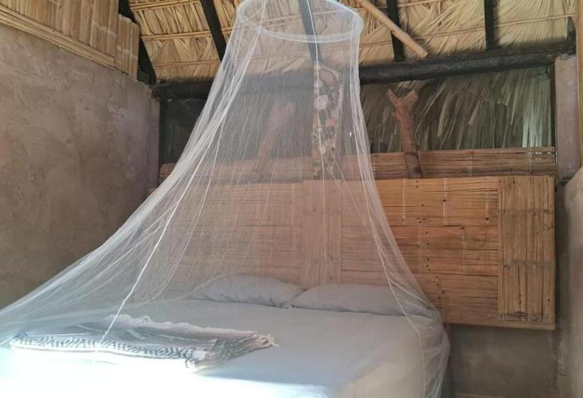 هاستل Mukti Bhukti