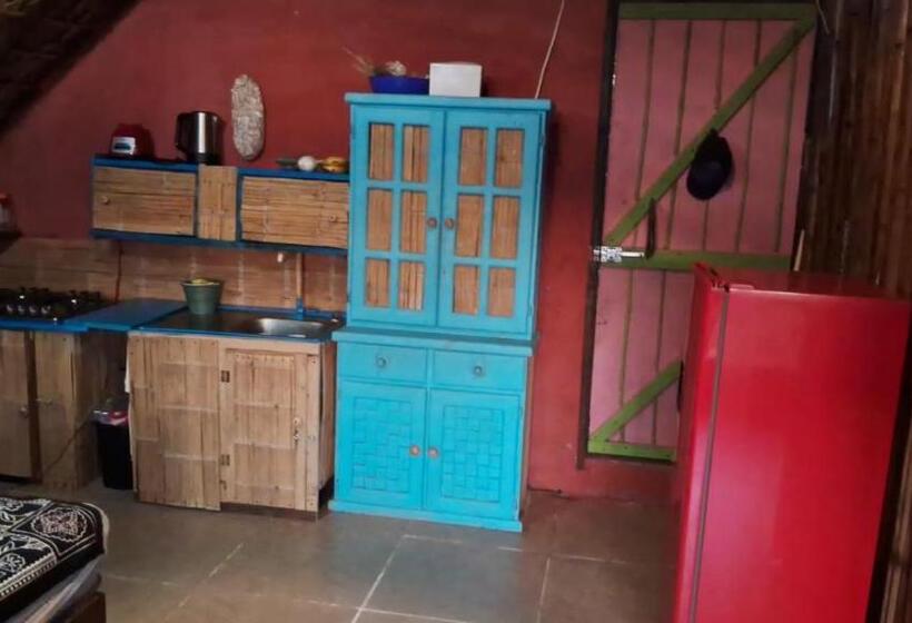 هاستل Mukti Bhukti