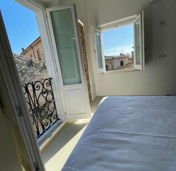مبيت وإفطار Al Civico 2 Tiny House