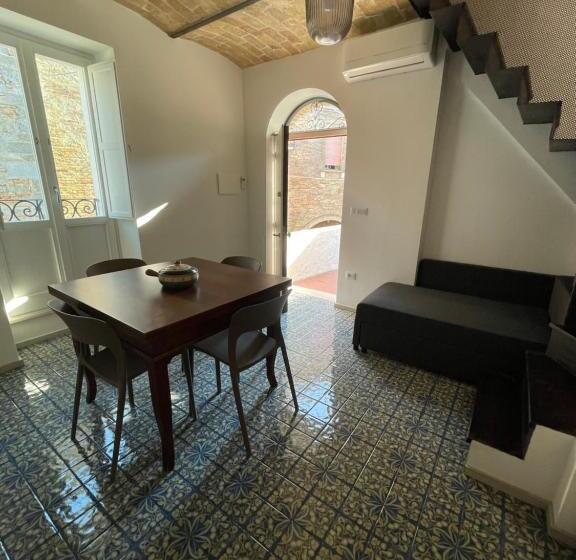 צימר Al Civico 2 Tiny House