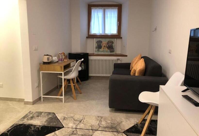 تختخواب و صبحانه Al Vicolo