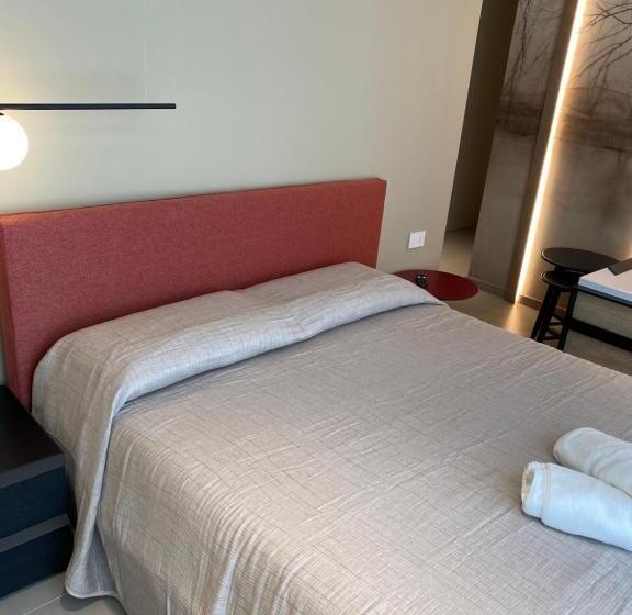 تختخواب و صبحانه Comàr Suite