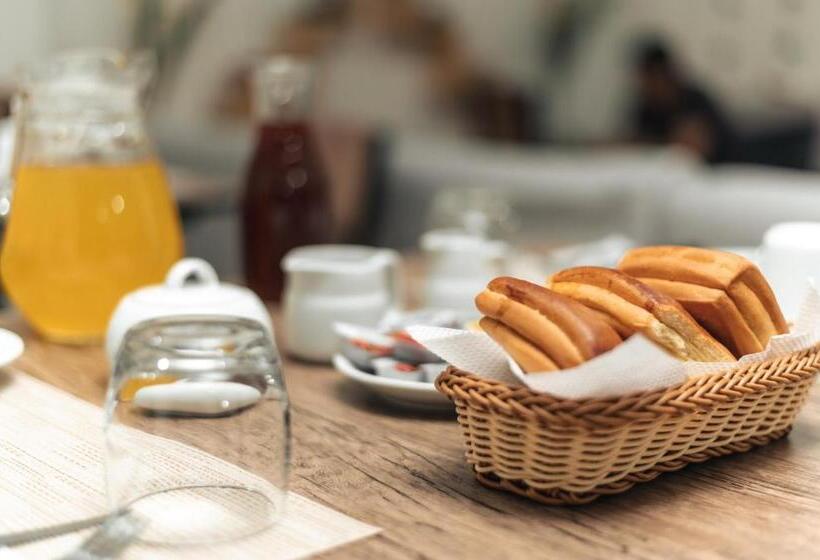 住宿加早餐  Escobedo’s Inn Machupicchu