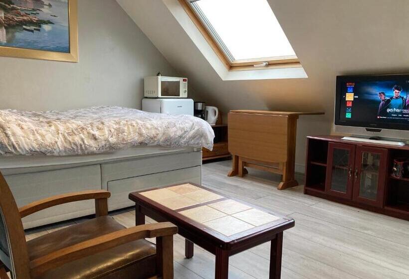 مبيت وإفطار Hong Kong Inn