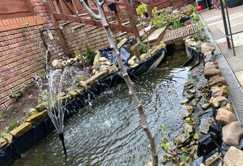 مبيت وإفطار Hong Kong Inn