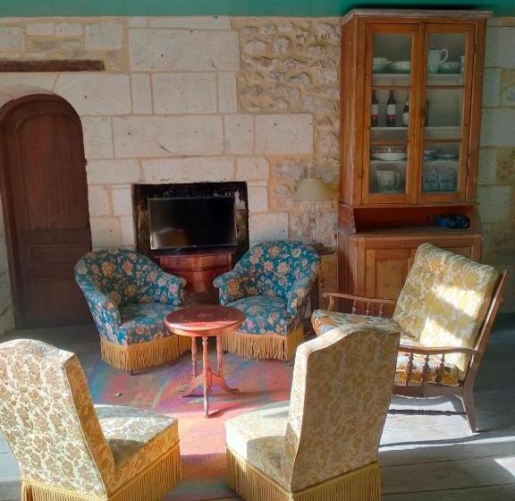 住宿加早餐 L Oree Du Bois Chambres Independante