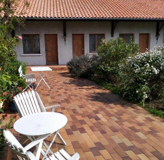 住宿加早餐 L Oree Du Bois Chambres Independante