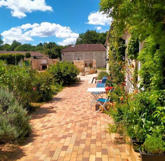 住宿加早餐 L Oree Du Bois Chambres Independante