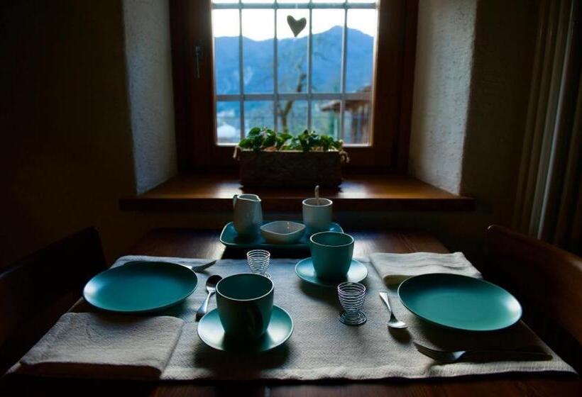 Bed and Breakfast La Farie