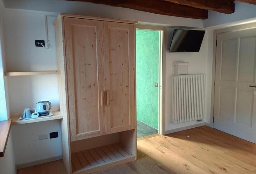 Bed and Breakfast La Farie