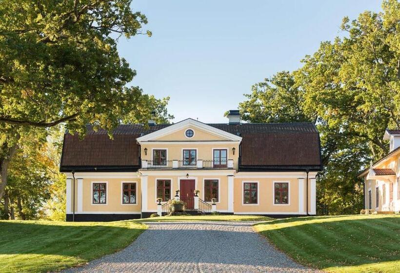 مبيت وإفطار Långbro Gård I Mölnbo