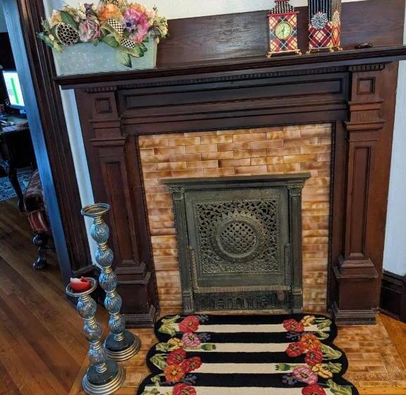 مبيت وإفطار Magnolia Llc Short Term Rentals Private Room On The Second Floor