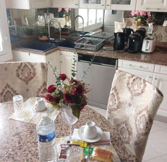 ベッドアンドブレックファースト Paradis Chambres D Hôtes Proche Paris   Aéroport Charles De Gaulle Airport   Parc Des Exposition Vil