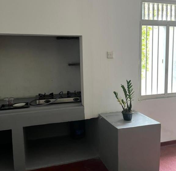 Bed and Breakfast Unrushed Kanda