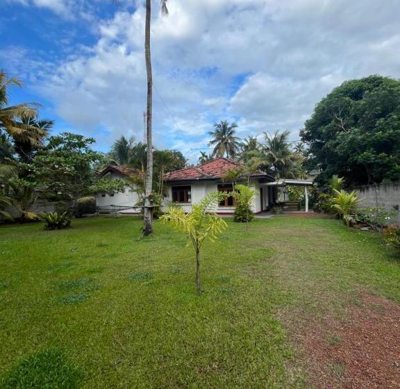 Bed and Breakfast Unrushed Kanda