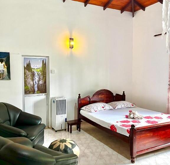 민박 Villa Du Ciel   Galle