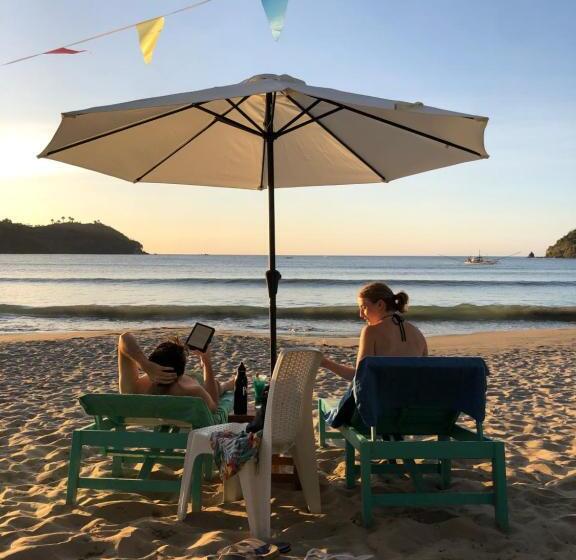 تختخواب و صبحانه Jenna S Beach House