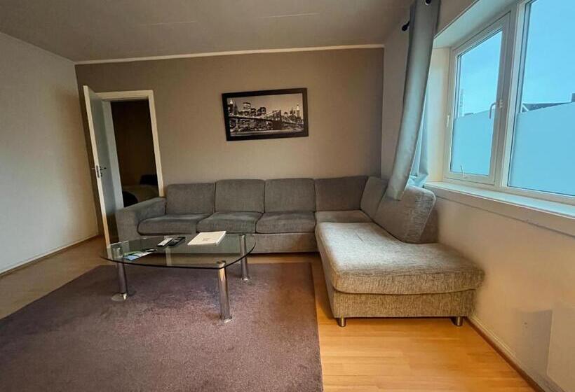 Enter Backpack Apartments