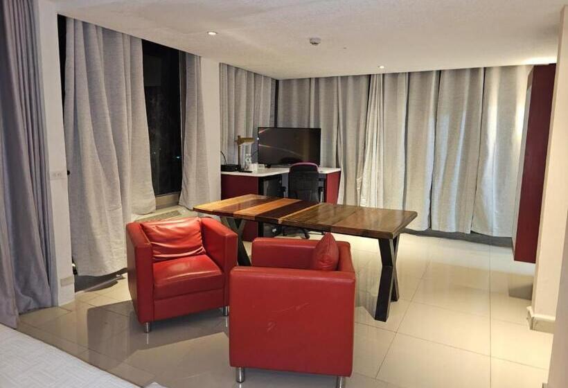 Golden Tree Hotel Belize