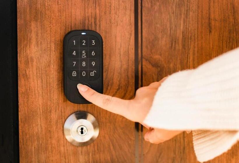 Green House  非対面ﾁｪｯｸｲﾝcontactless Bed & Breakfast