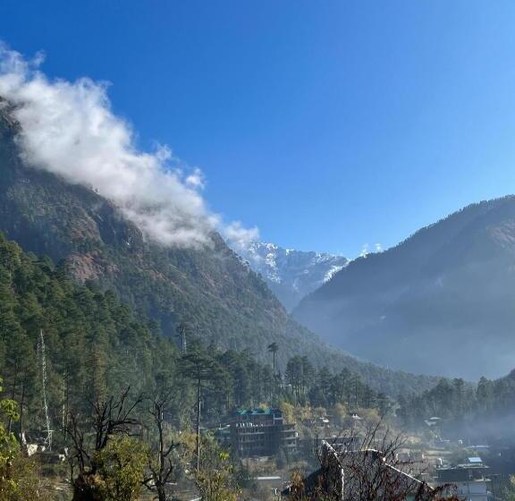 Grham Hostel Kasol, Katagla