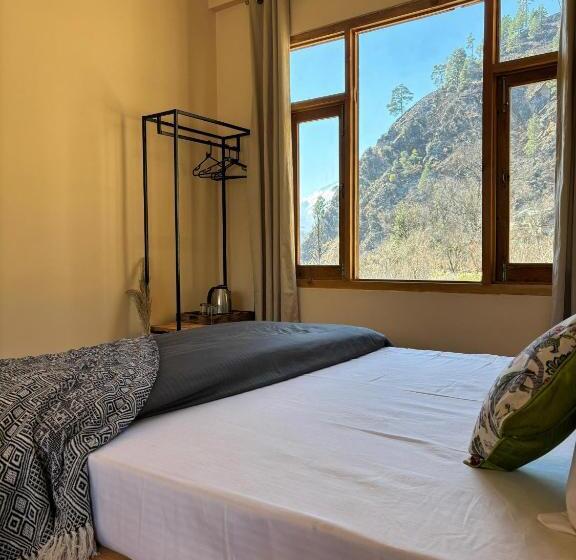 Grham Hostel Kasol, Katagla