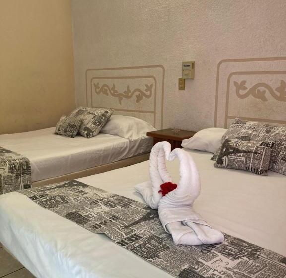 Habitación Hotel El Almirante