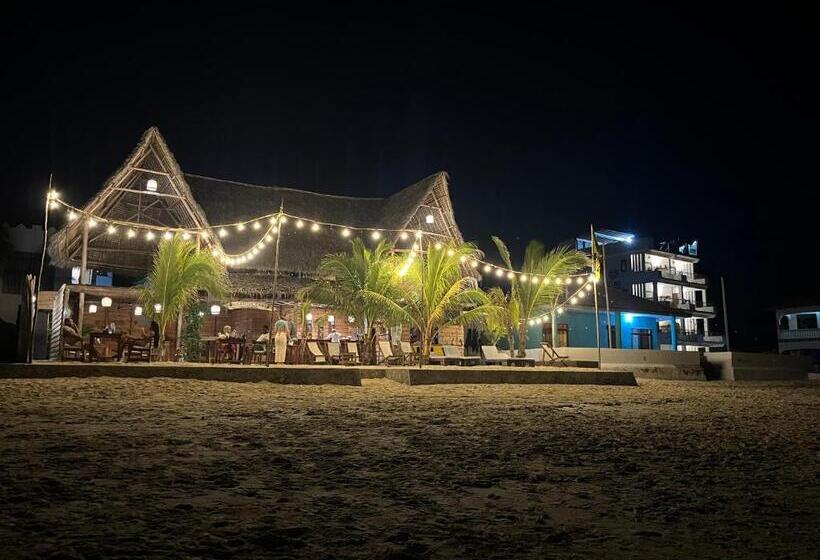 בית מלון כפרי Aluna Beach Apartments