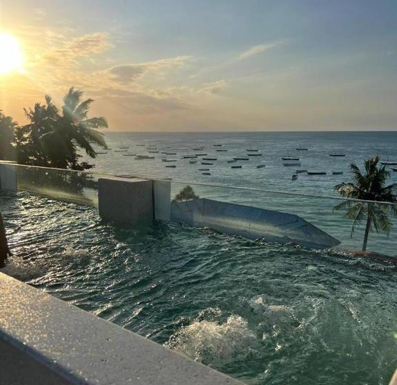 בית מלון כפרי Aluna Beach Apartments